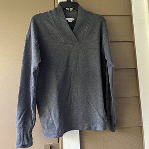 Athleta CLARITY V-NECK SWEATSHIRT. Size small.